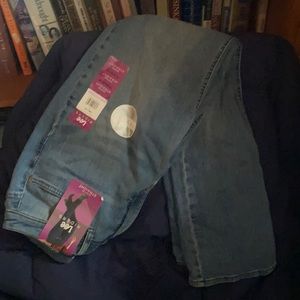 NWT Lee Riders Size 10 - Straight Leg